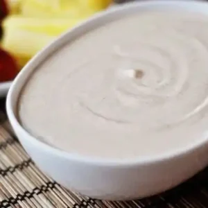 Homemade Afghan yoghurt sauce for sides