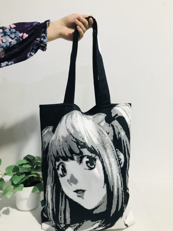 Tote bag