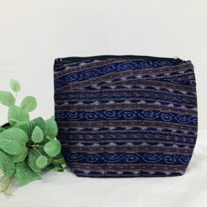 Jumbo makeup pouch