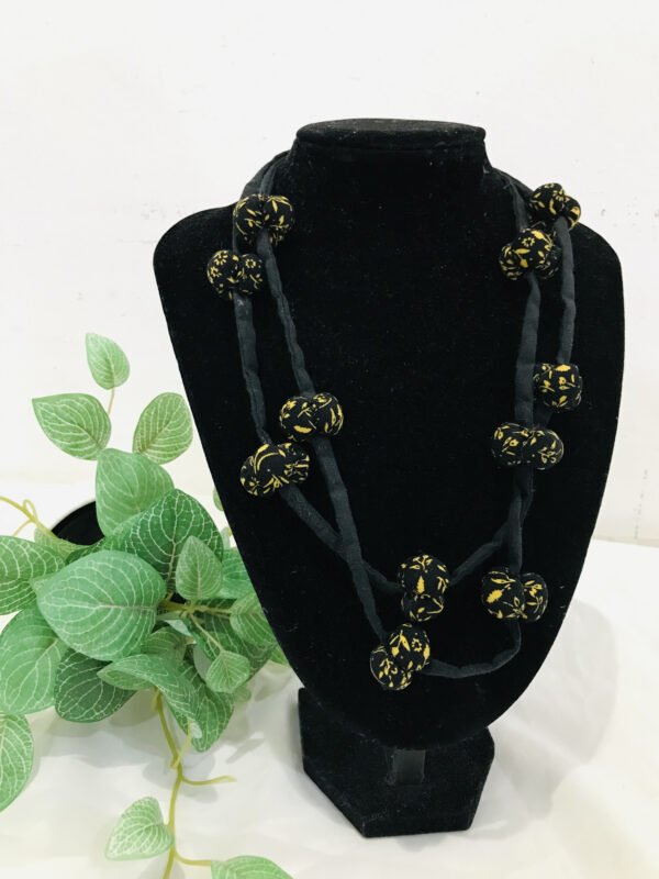 Ethnic necklace - Image 3