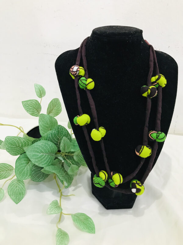 Ethnic necklace - Image 4