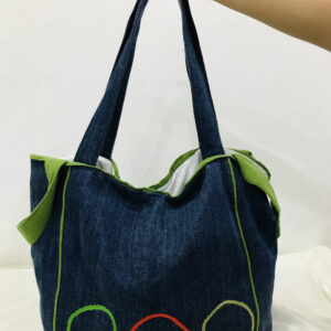 Touke bag with embroidery