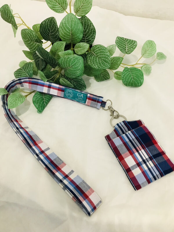 Access card with lanyard - Image 4