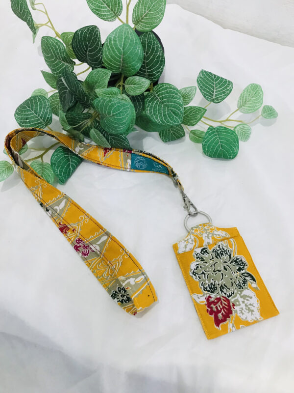 Access card with lanyard