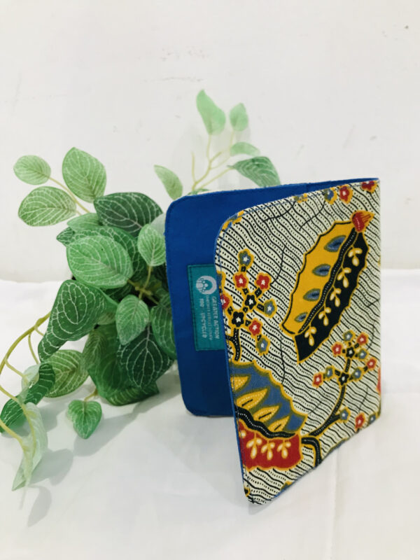 Passport holder - Image 4