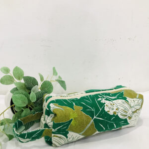 French toiletry pouch