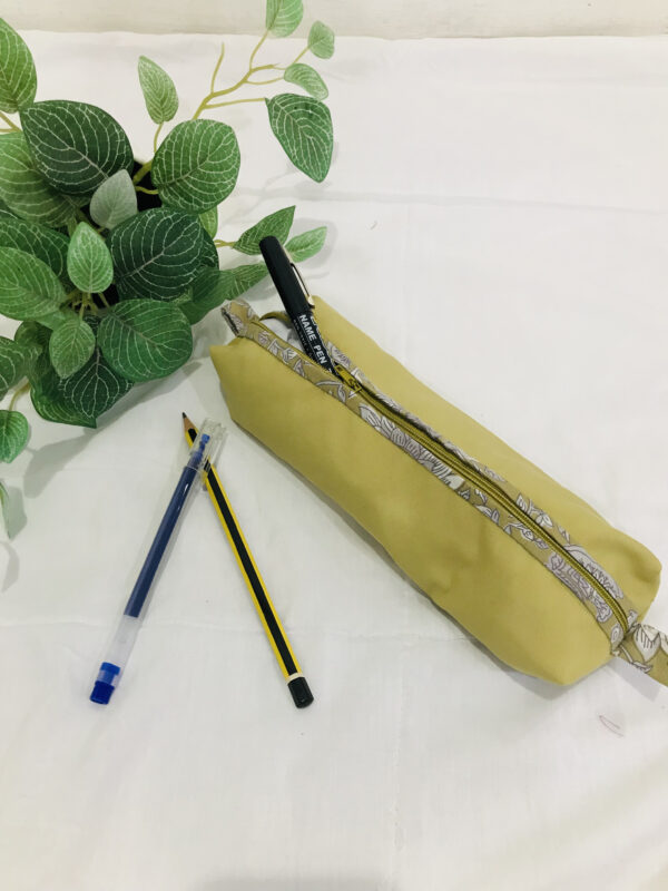 Pencil case - Image 4