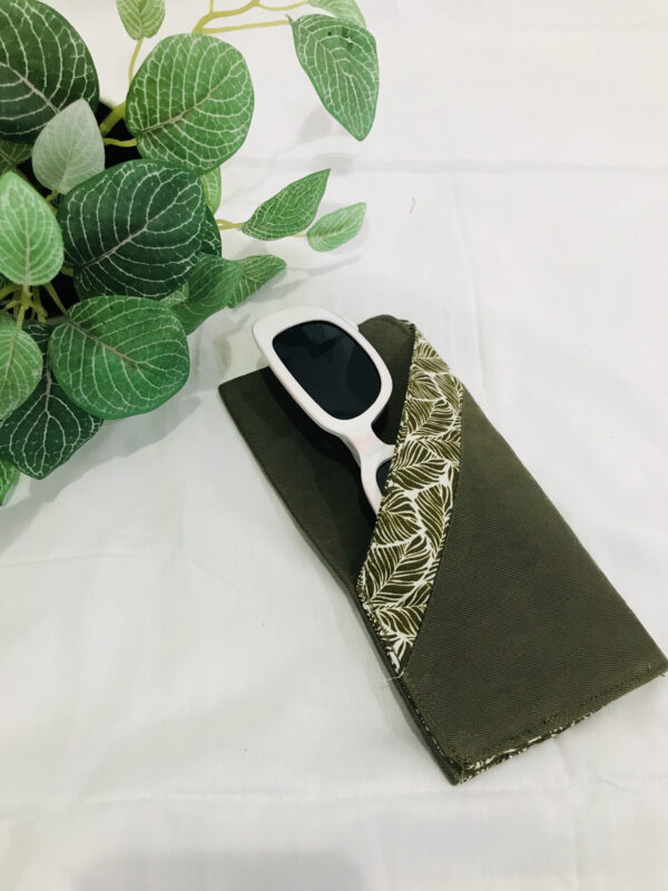 New Spectacle case - Image 14