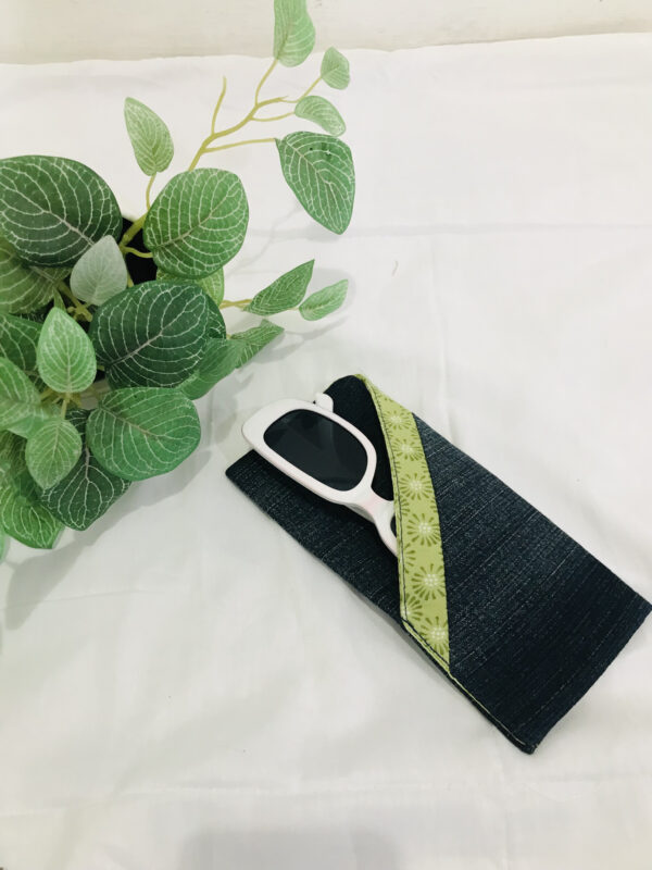 New Spectacle case - Image 17