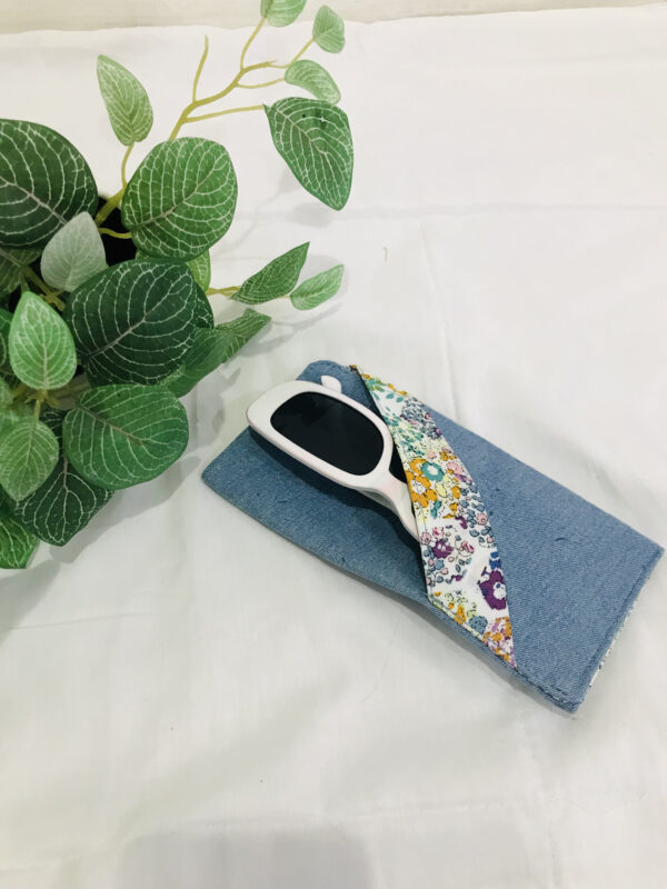 New Spectacle case - Image 4