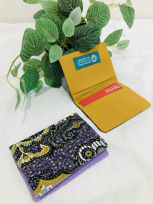 Card holder