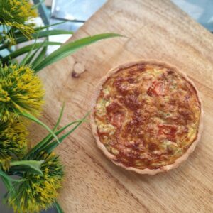 Individual spinach quiche